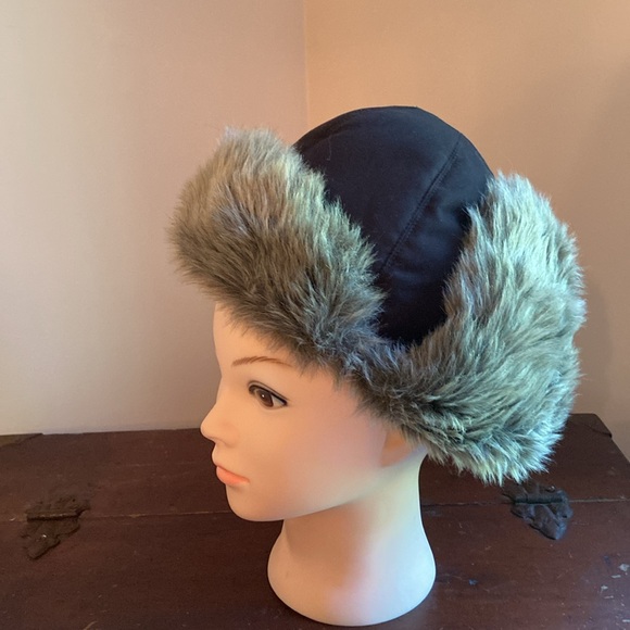Eddie Bauer Trapper Hat Faux Fur Down Feather Black Quilted Unisex Size S/M - Picture 7 of 17
